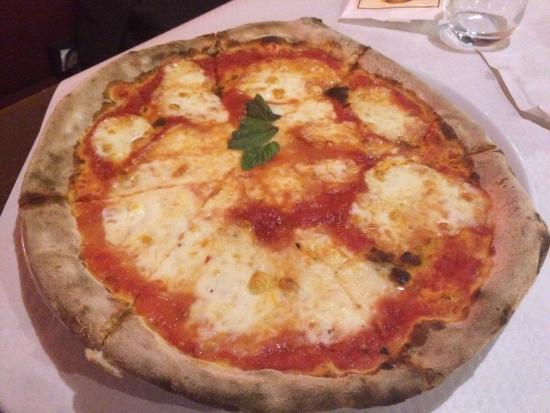 Pizzeria La Nuit