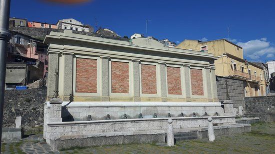 Fontana di Piazza della Vittoria